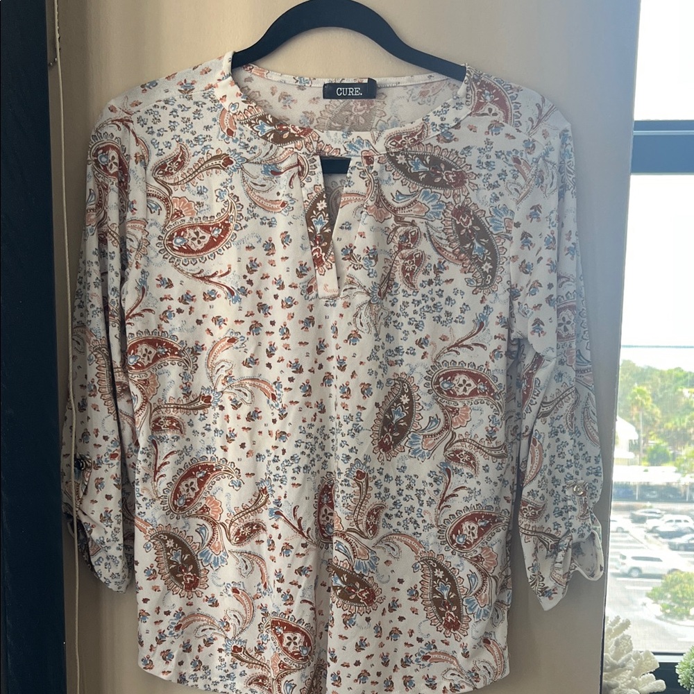 Women's Paisley Print Top - White and Brown